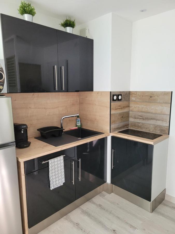 Apartment Tahiti Beach, T2 A La Mer, Piscine, Terrasse Et Parking