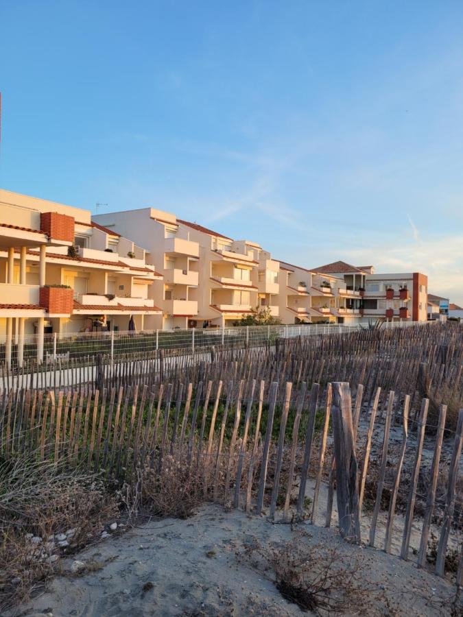 Tahiti Beach, T2 A La Mer, Piscine, Terrasse Et Parking *